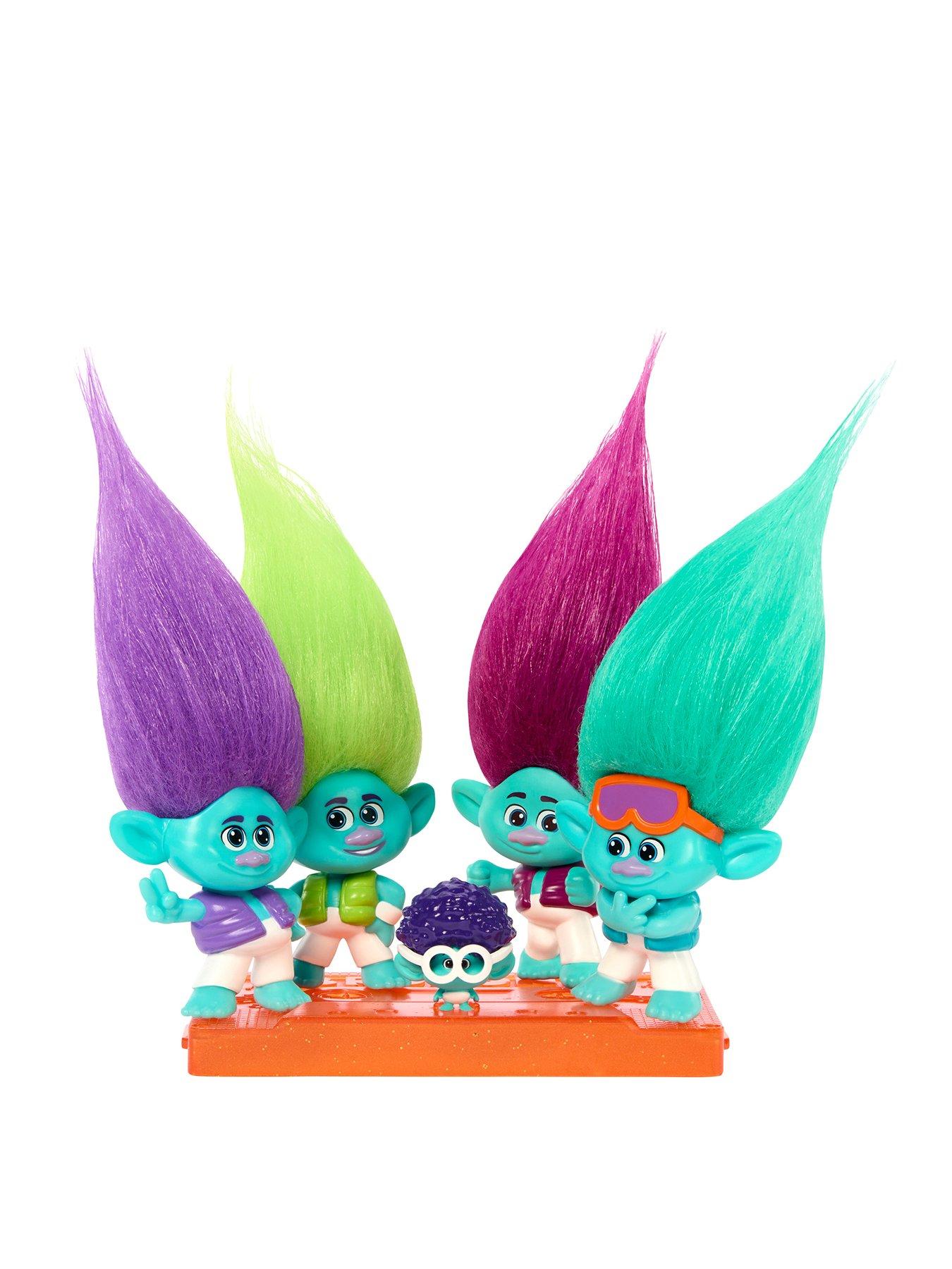 DreamWorks Trolls Band Together Hairageous Wardrobe Queen Poppy Small Doll  & Accessories Playset | Mattel