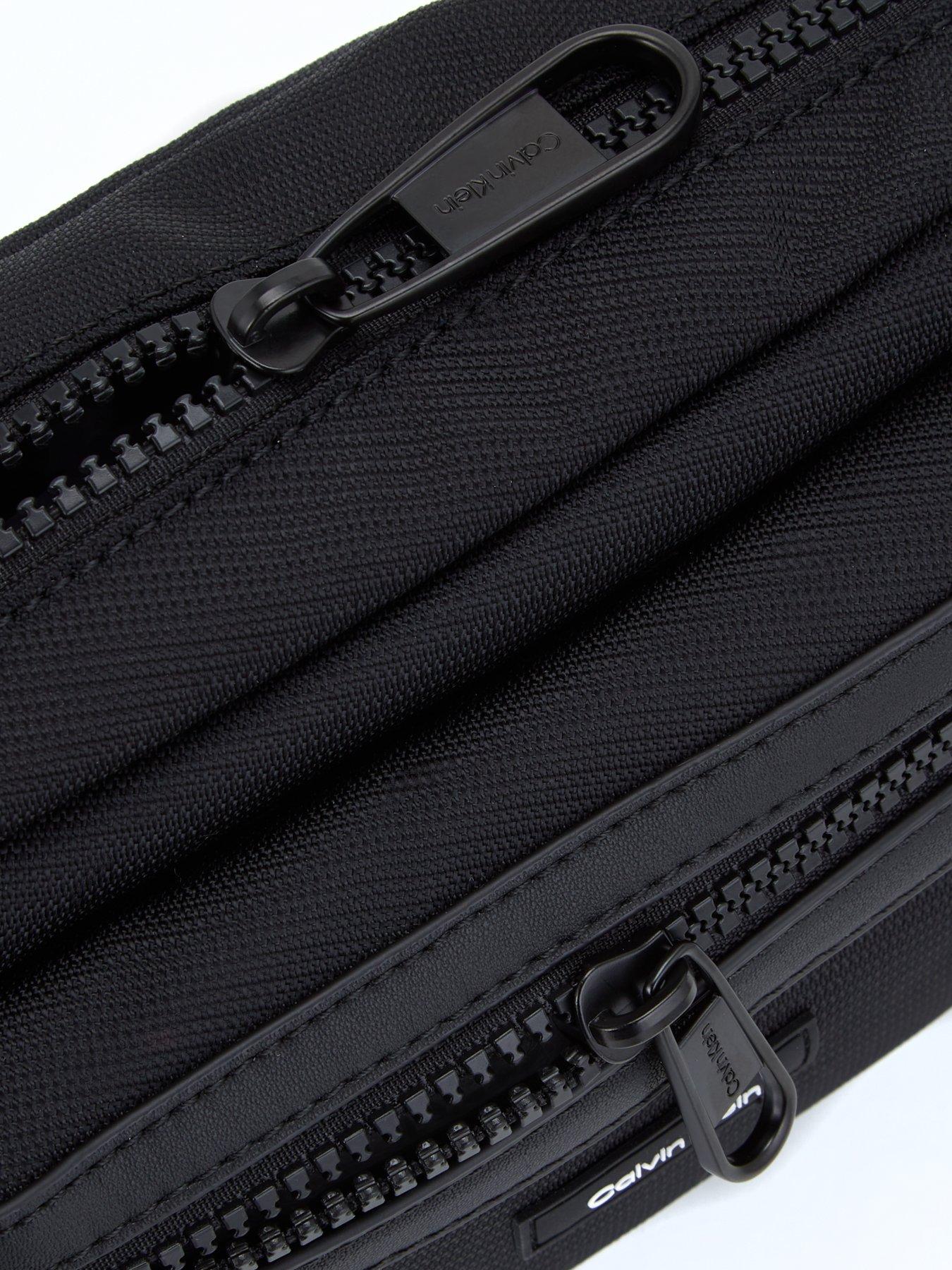 calvin-klein-calvin-klein-ck-essential-camera-bagdetail