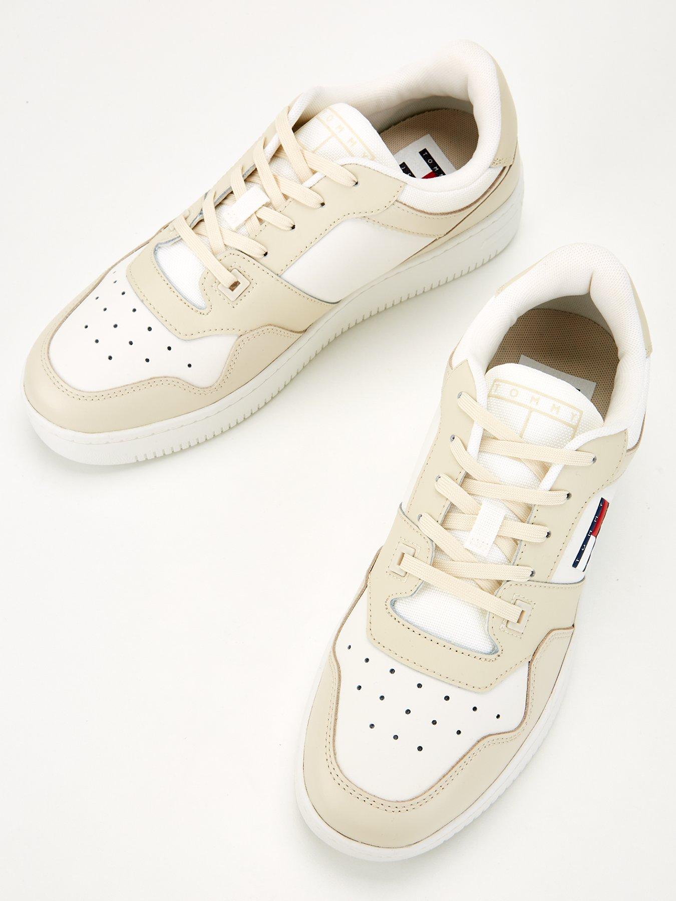 tommy-jeans-retro-basket-trainer-creamoutfit