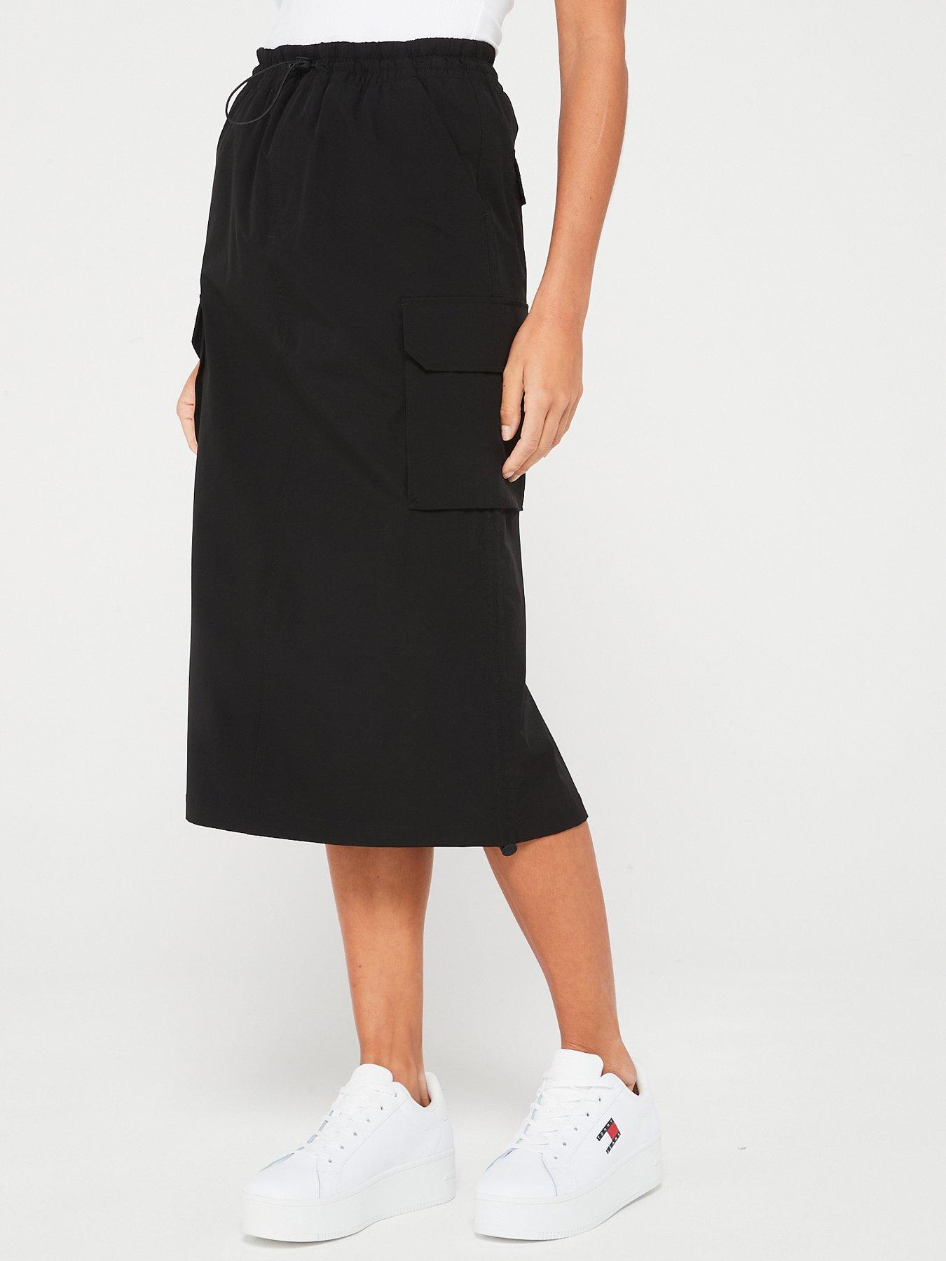 Gap on sale cargo skirt