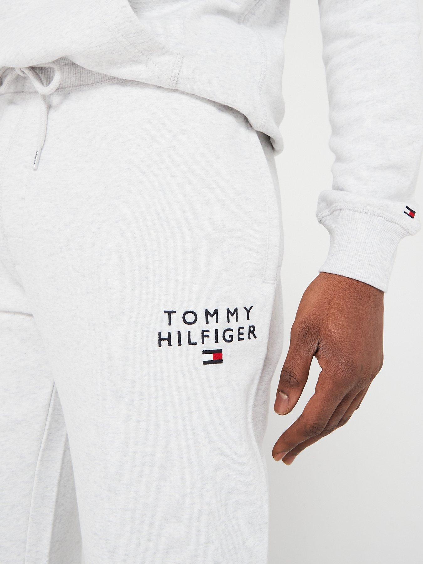 tommy-hilfiger-loungewear-track-pants-light-greynbspoutfit