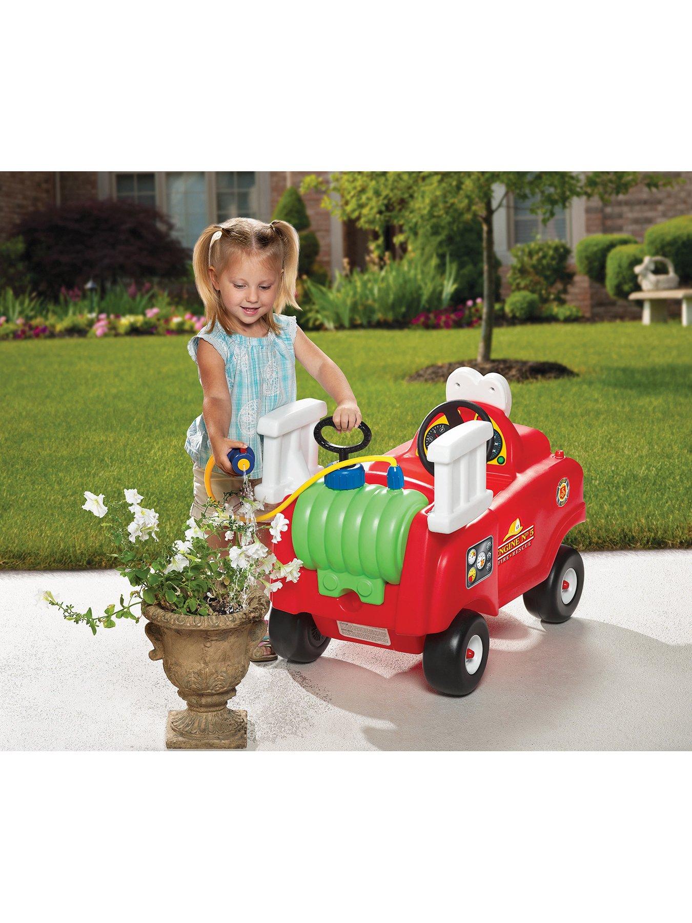 little-tikes-spray-rescue-fire-truckback