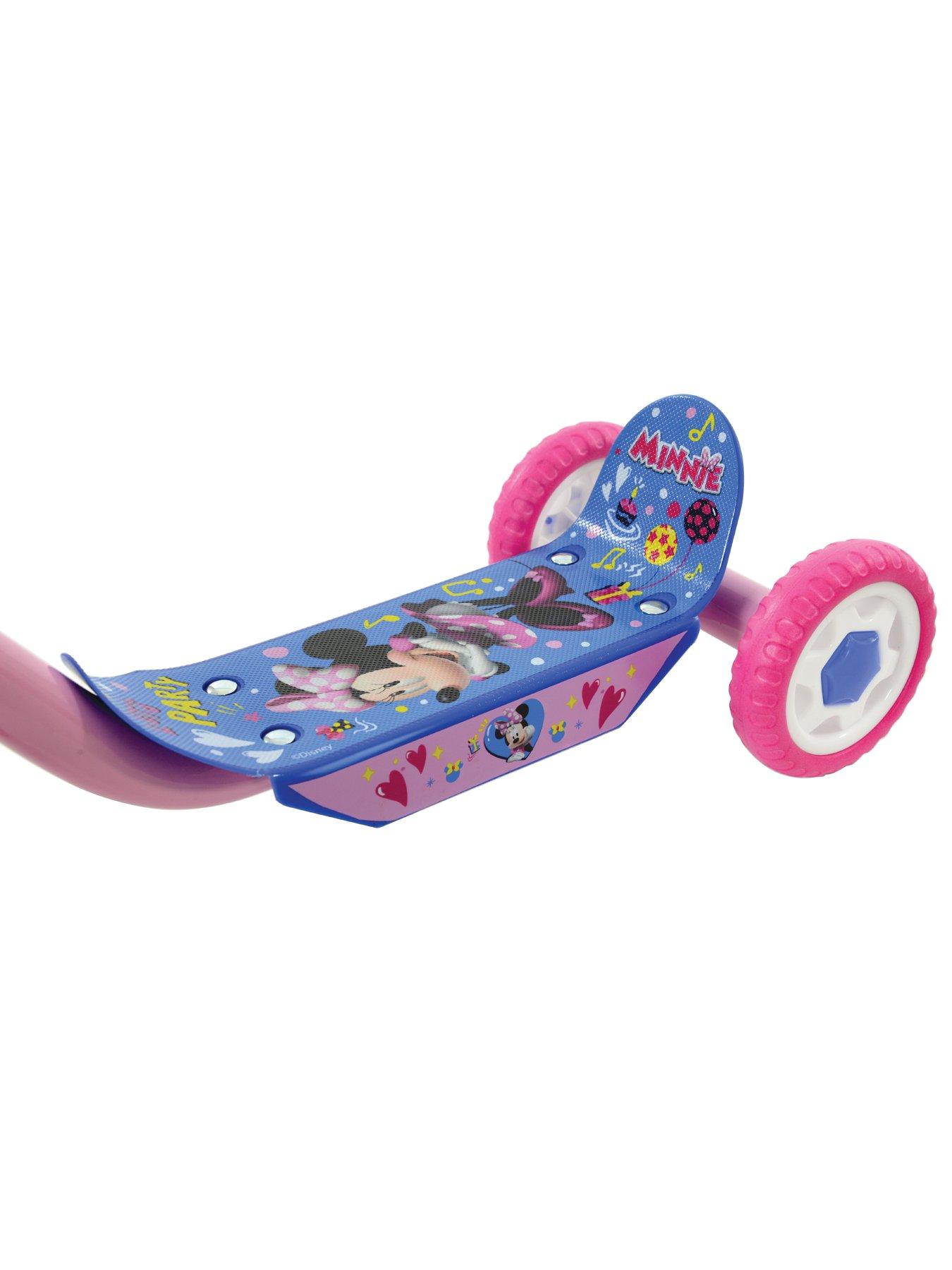 Image 6 of 7 of Minnie Mouse Minnie Mouse Deluxe Tri-Scooter