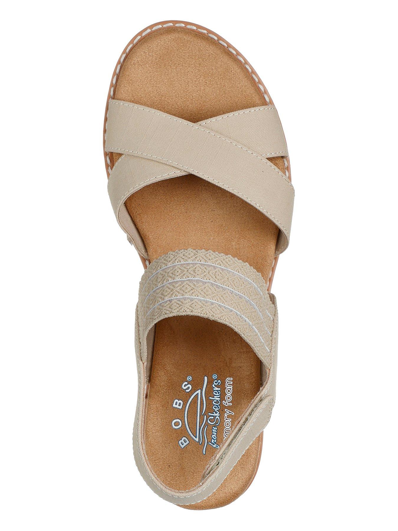 skechers-skechers-desert-kiss-cross-strap-sandal-natural-textileoutfit