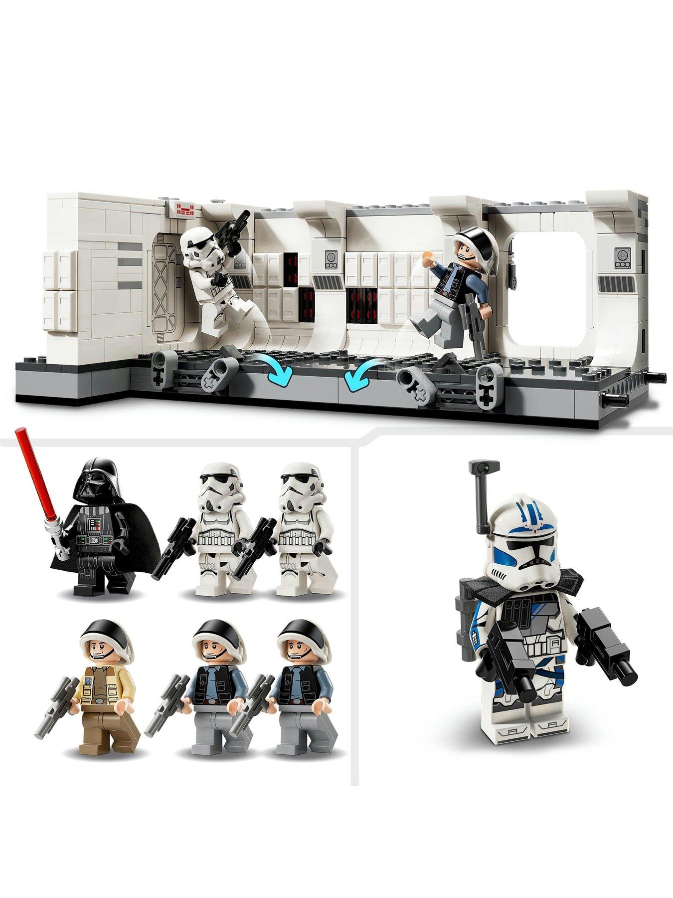 lego-star-wars-star-wars-boarding-the-tantive-iv-75387outfit