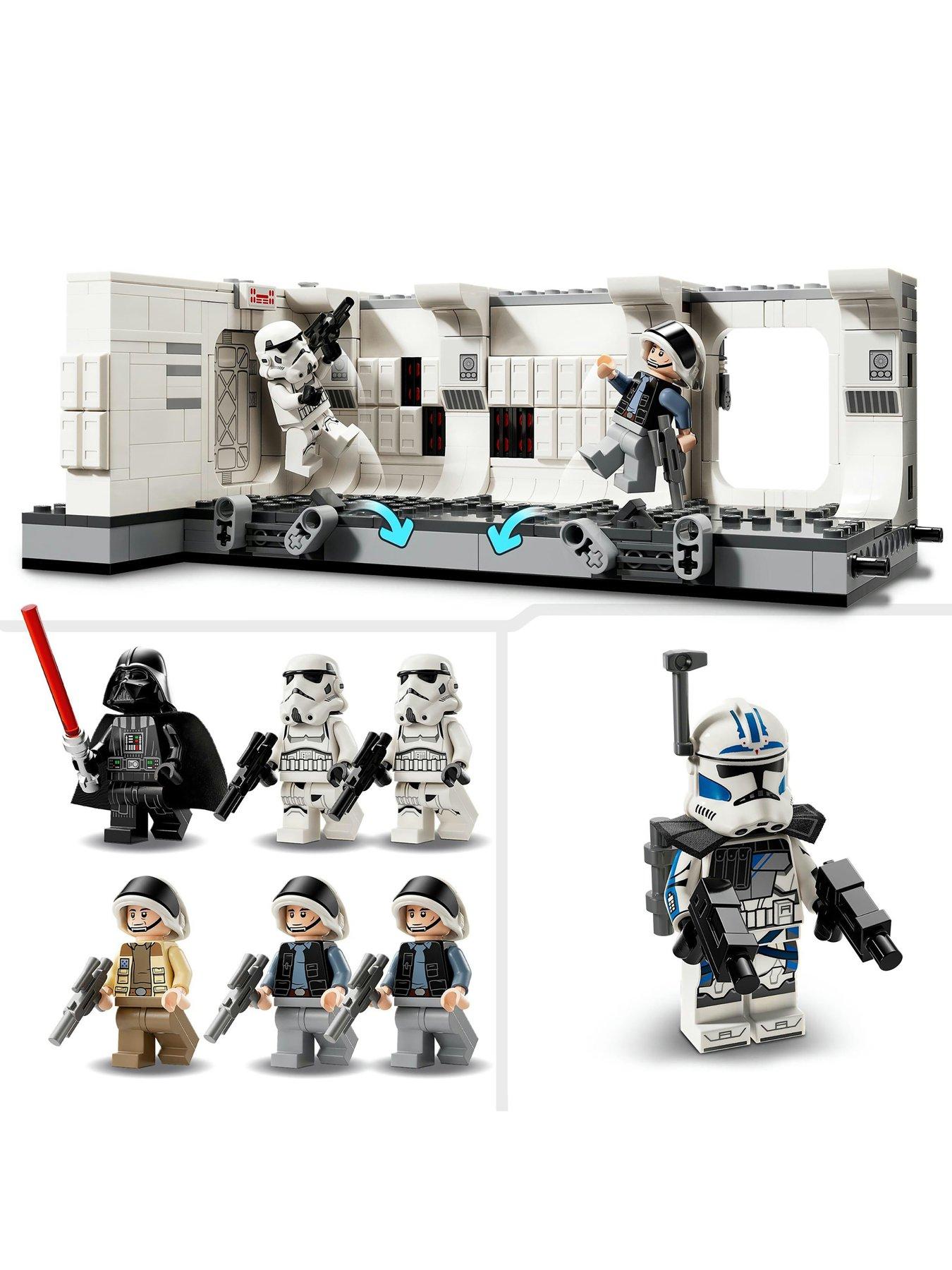 Image 4 of 8 of LEGO Star Wars Boarding the Tantive IV 75387