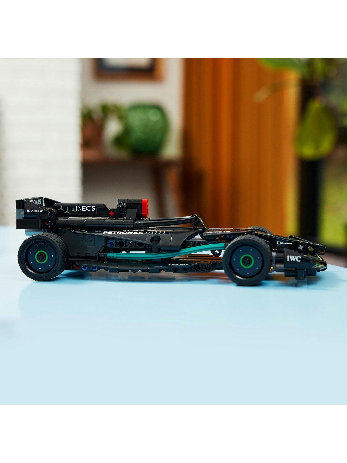 Image 5 of 8 of LEGO Technic Mercedes-AMG F1 W14 E Performance Pull-Back