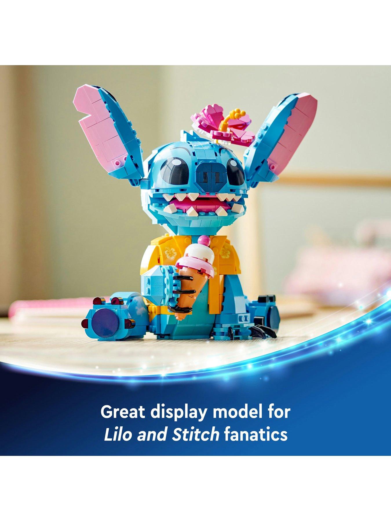 Image 6 of 7 of LEGO Disney Stitch 43249