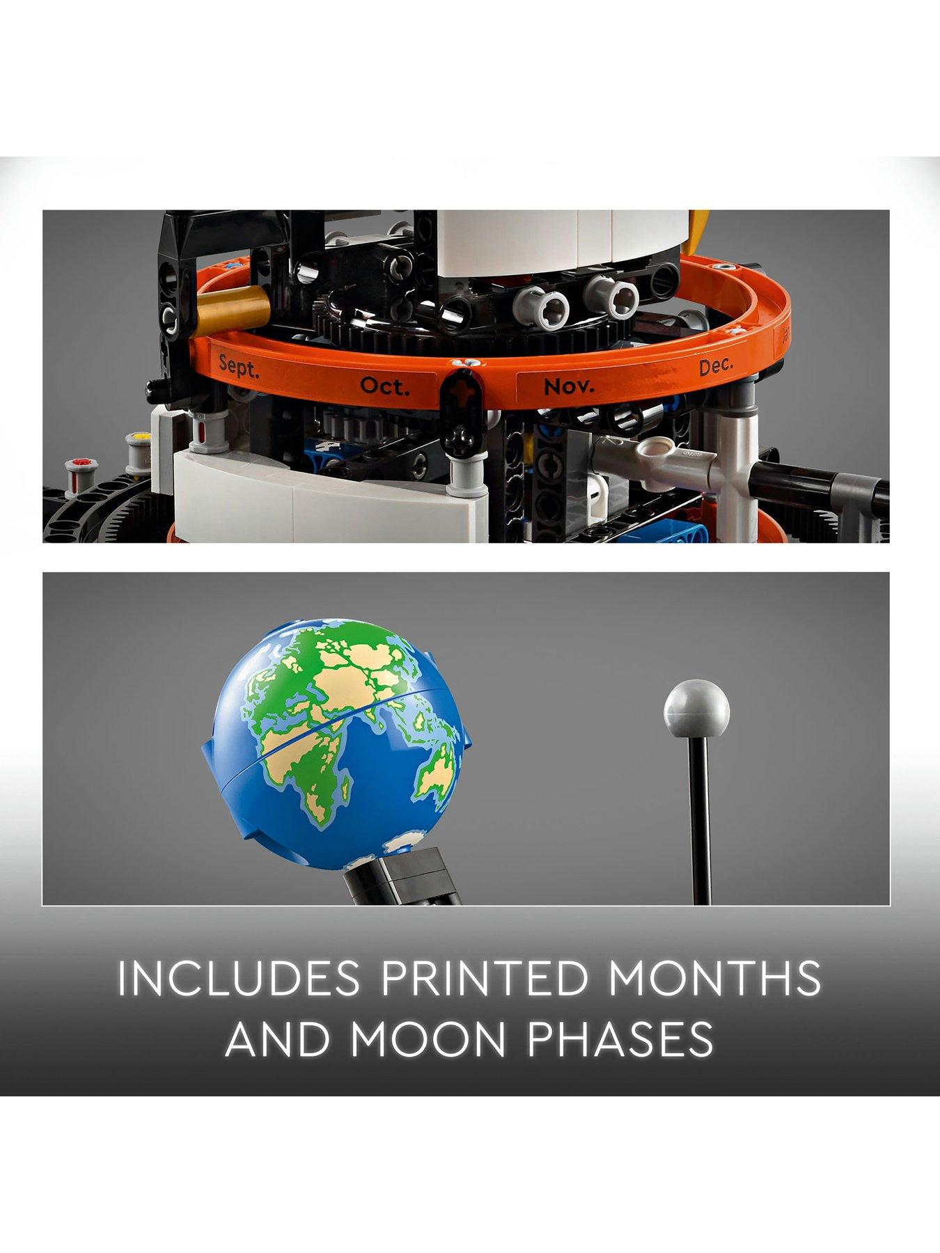 lego-technic-planet-earth-and-moon-in-orbit-42179detail