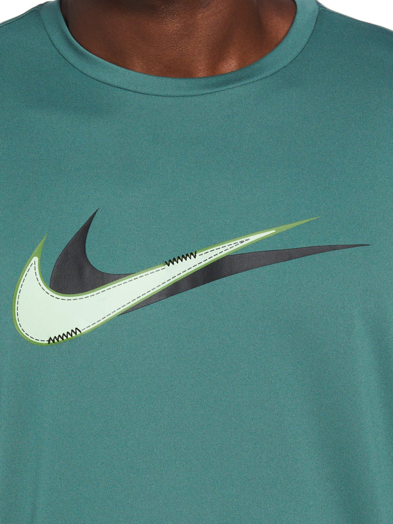 nike-mens-stacked-swoosh-icon-short-sleeve-hydroguard-blueoutfit