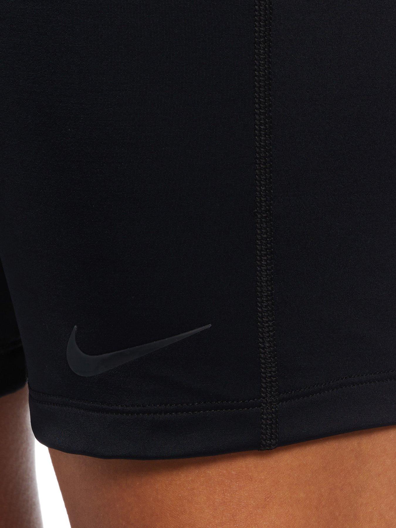 nike-womens-hydralock-fusion-fitness-9-kickshort-blackdetail