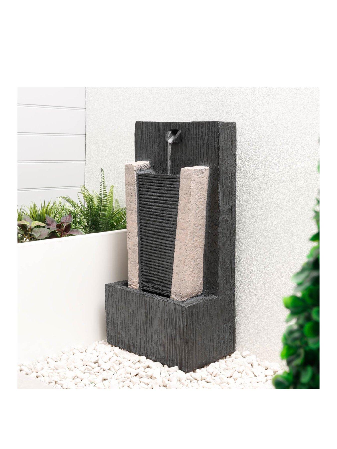 streetwize-solar-stone-column-fountainback