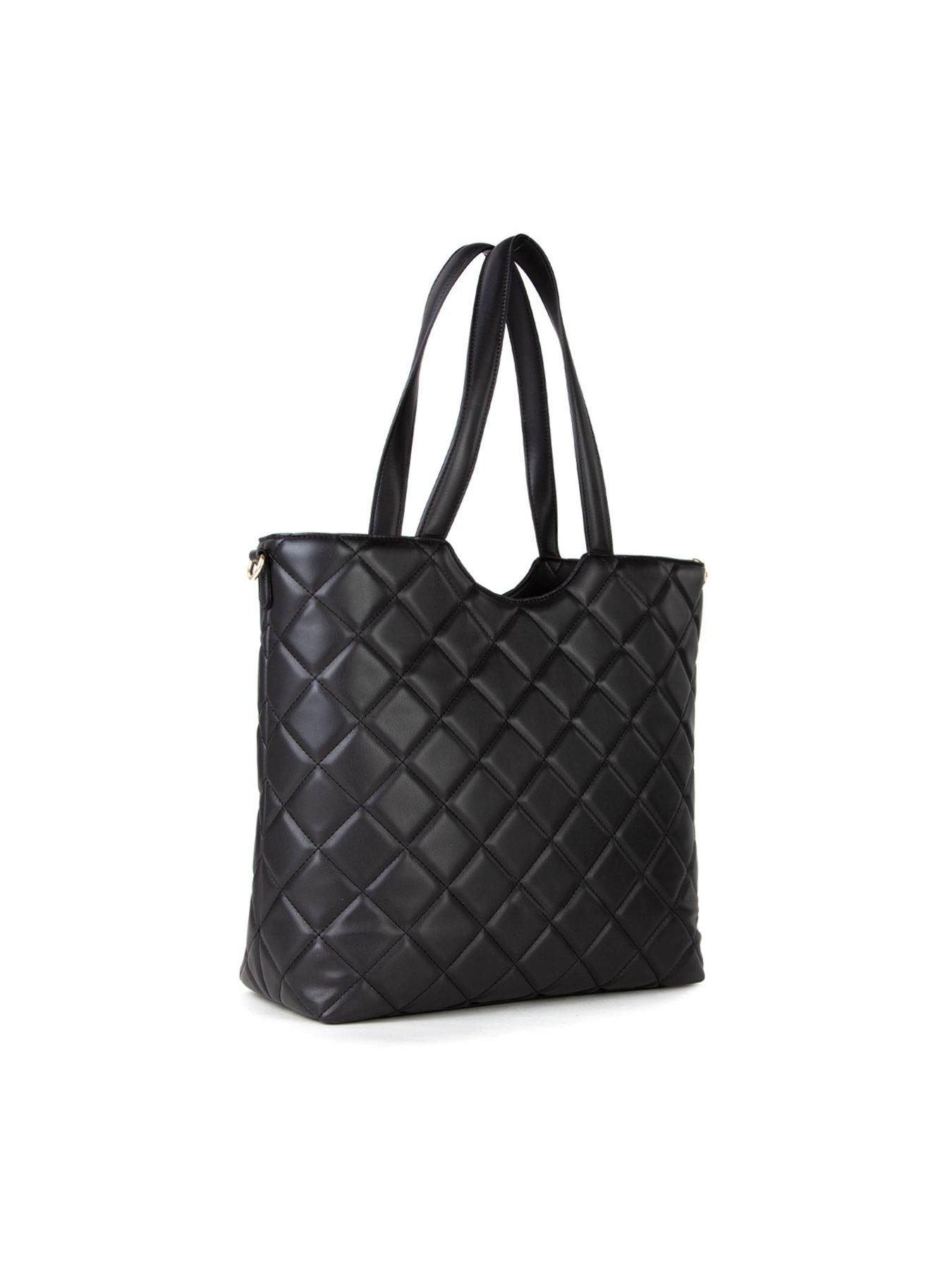 valentino-ocarina-quilted-shopper-tote-bagoutfit