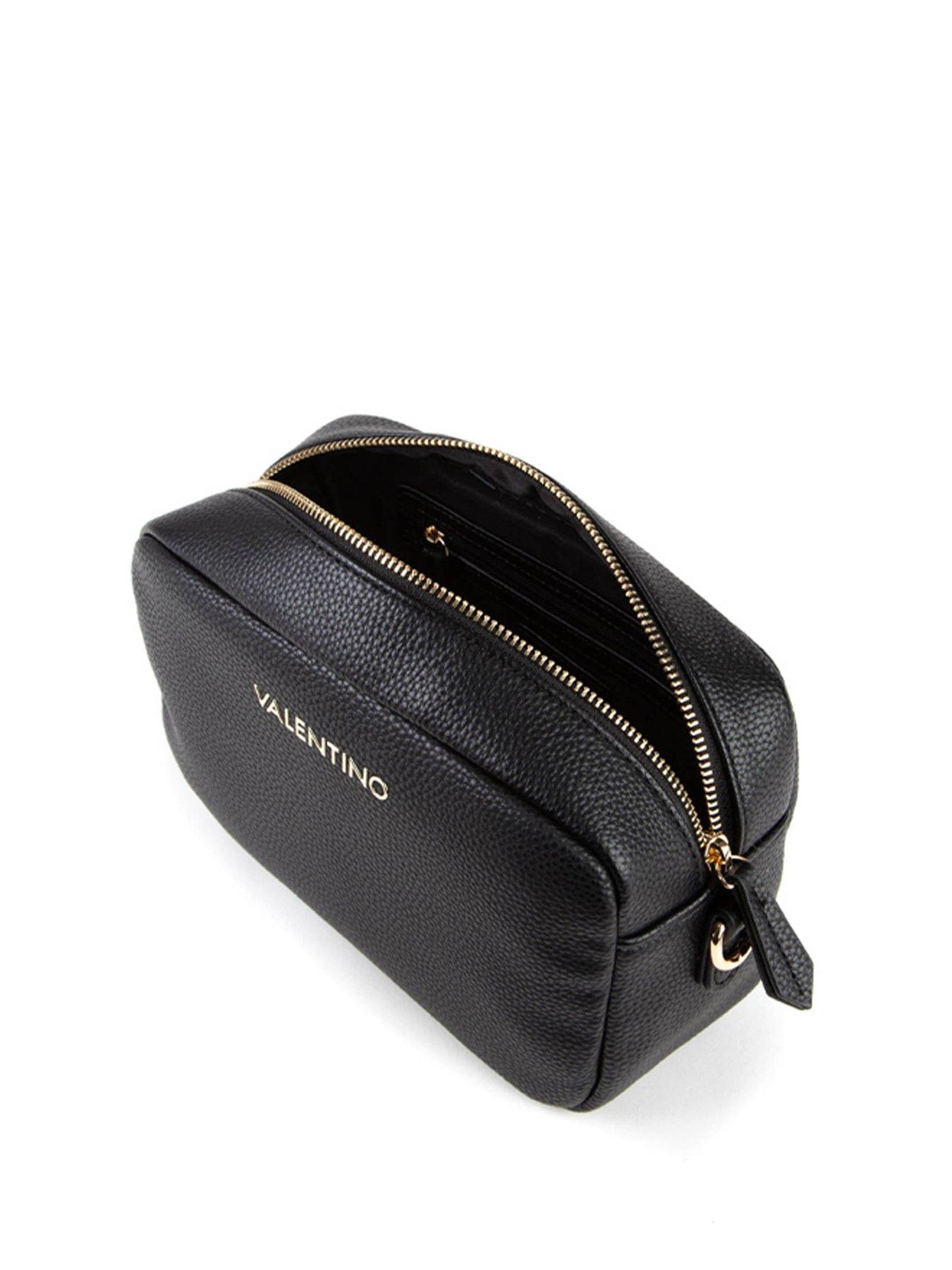 valentino-brixton-soft-camera-crossbody-bagdetail