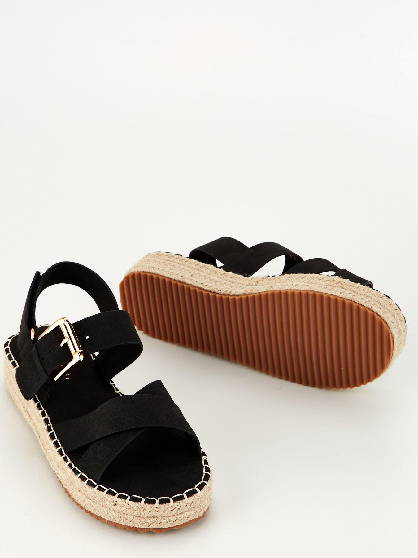 everyday-cross-strap-buckle-sandal-blackdetail