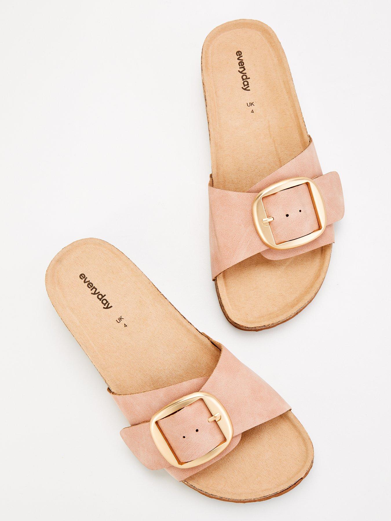 everyday-buckle-footbed-sandal-pinkoutfit