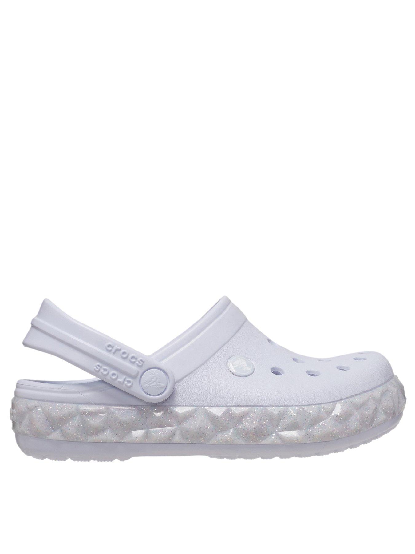 crocs-crocband-geometric-gltrband-clog-t-sandal