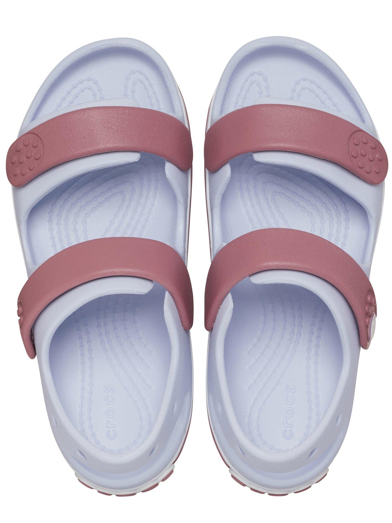 crocs-crocs-dreamscapecassis-crocband-cruiser-sandaloutfit