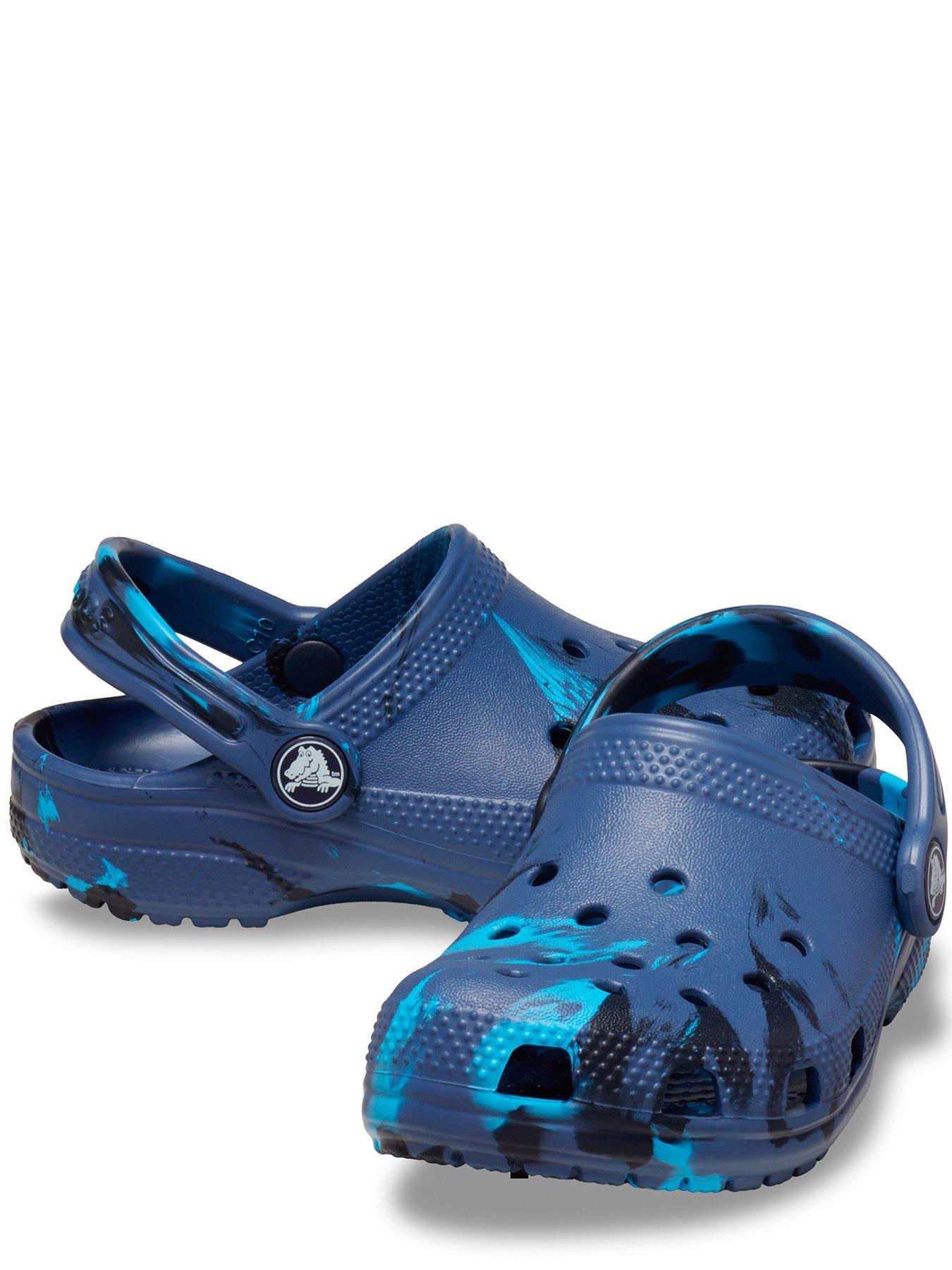 crocs-crocs-classic-marbled-clog-t-sandalstillFront