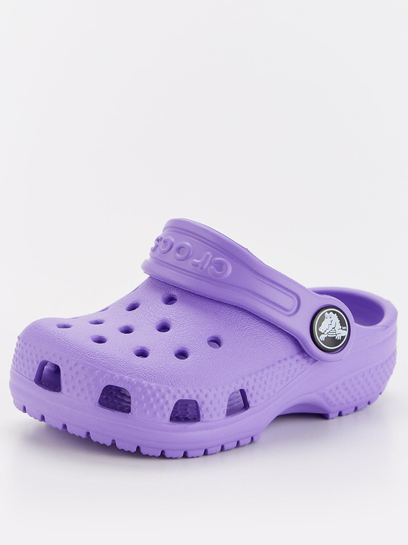 crocs-crocs-classic-clog-t-sandalstillFront