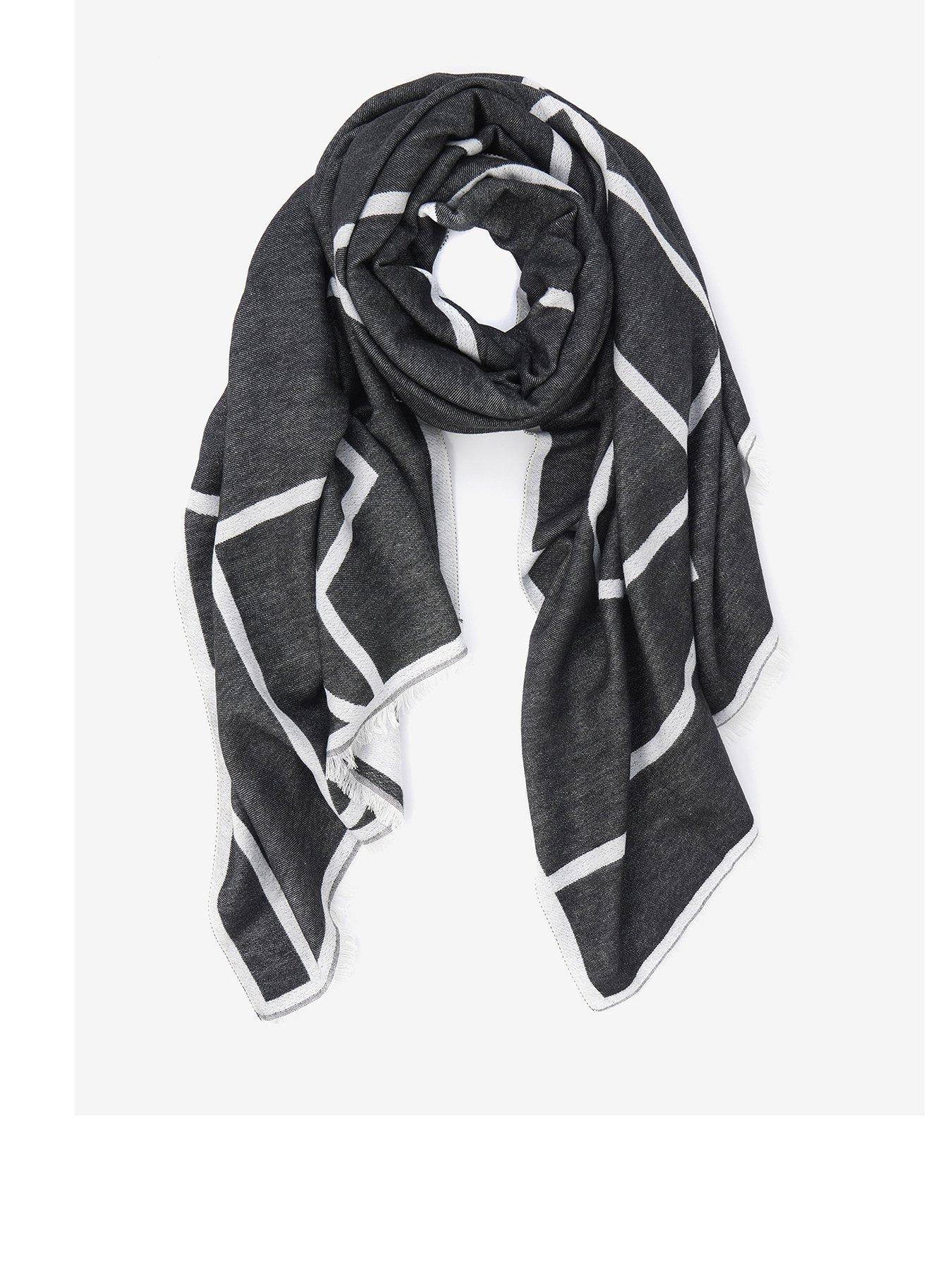 Adaline Print Scarf – Mint Velvet