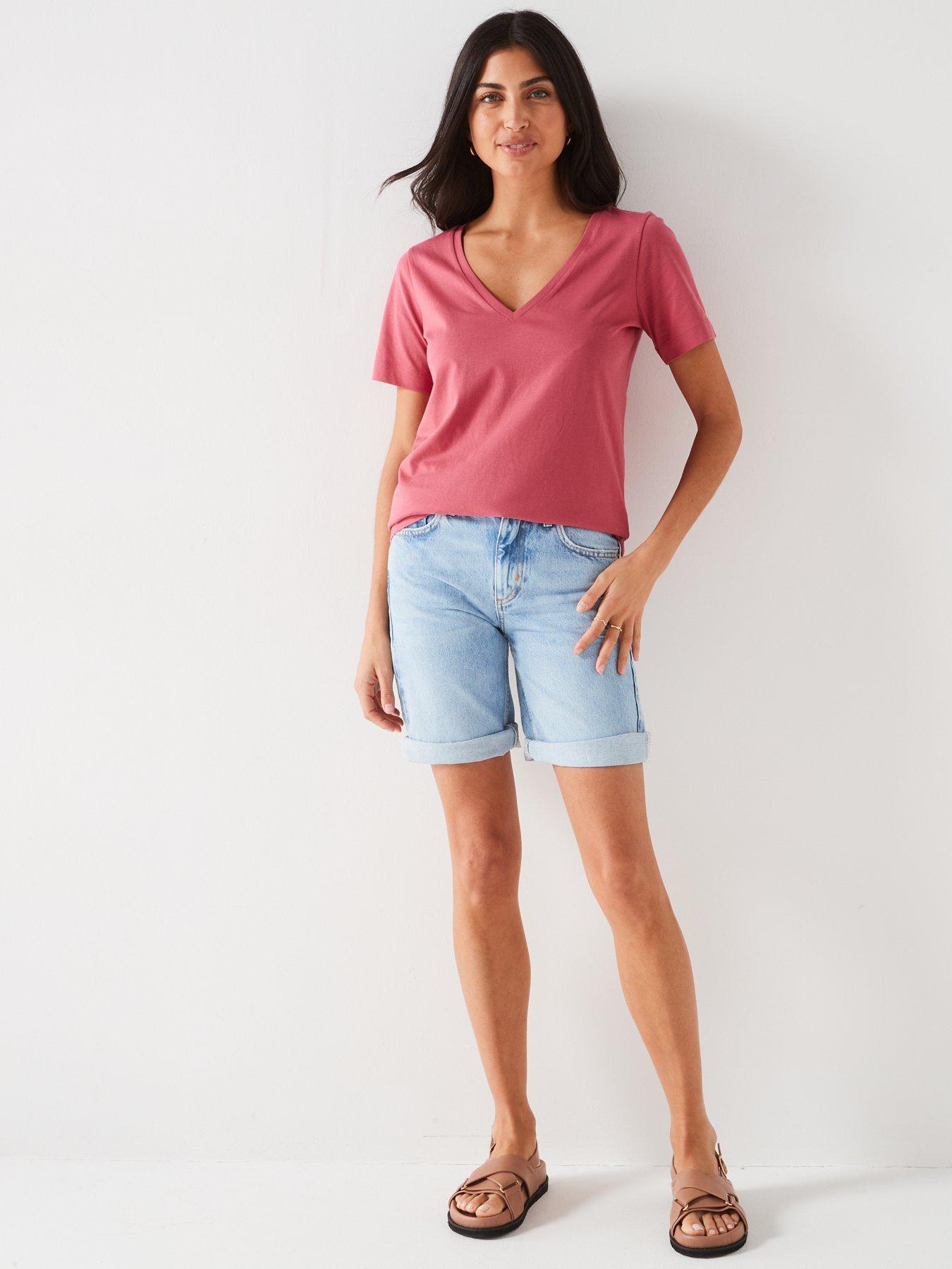 everyday-the-essential-v-neck-t-shirt-pinkback