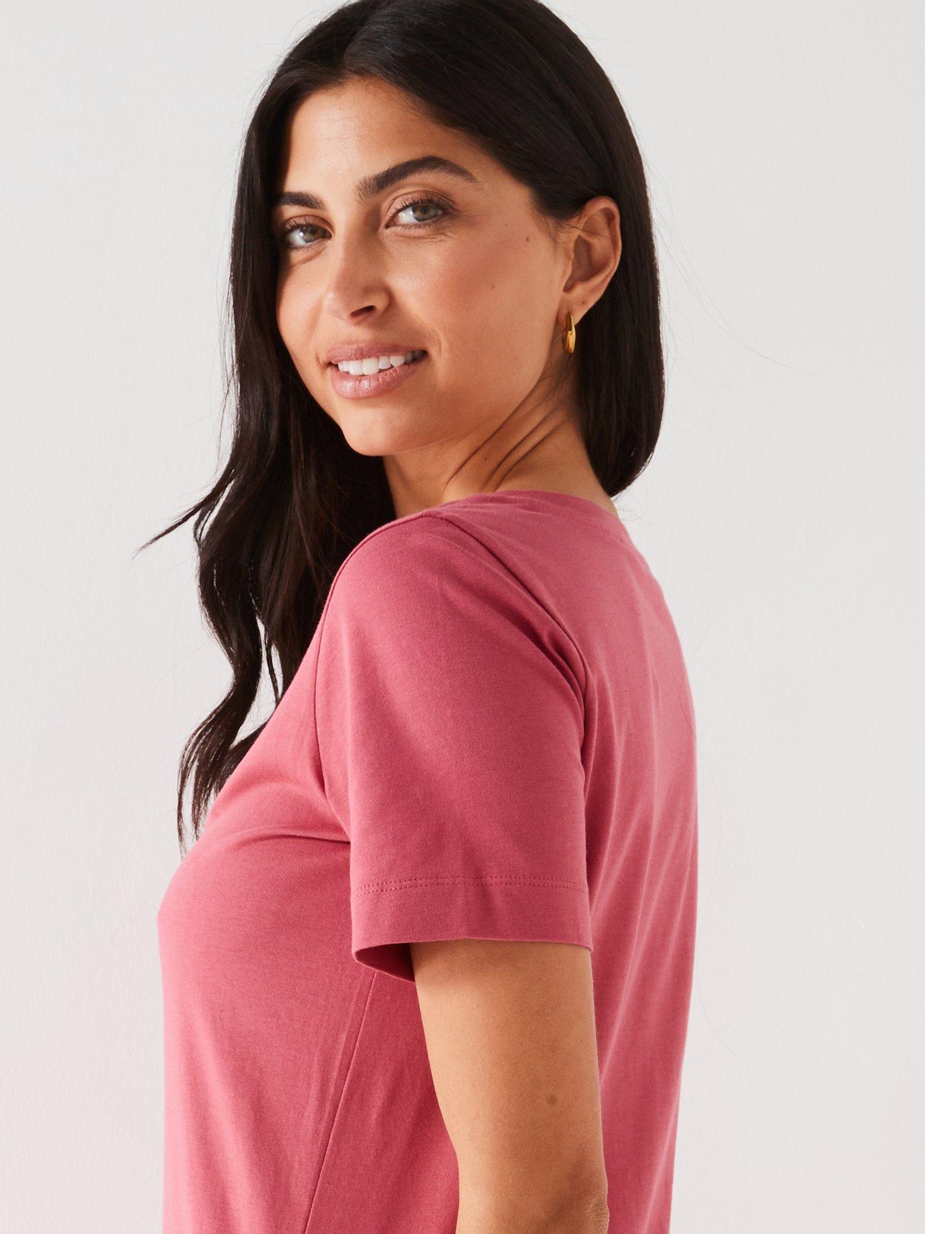 everyday-the-essential-v-neck-t-shirt-pinkdetail