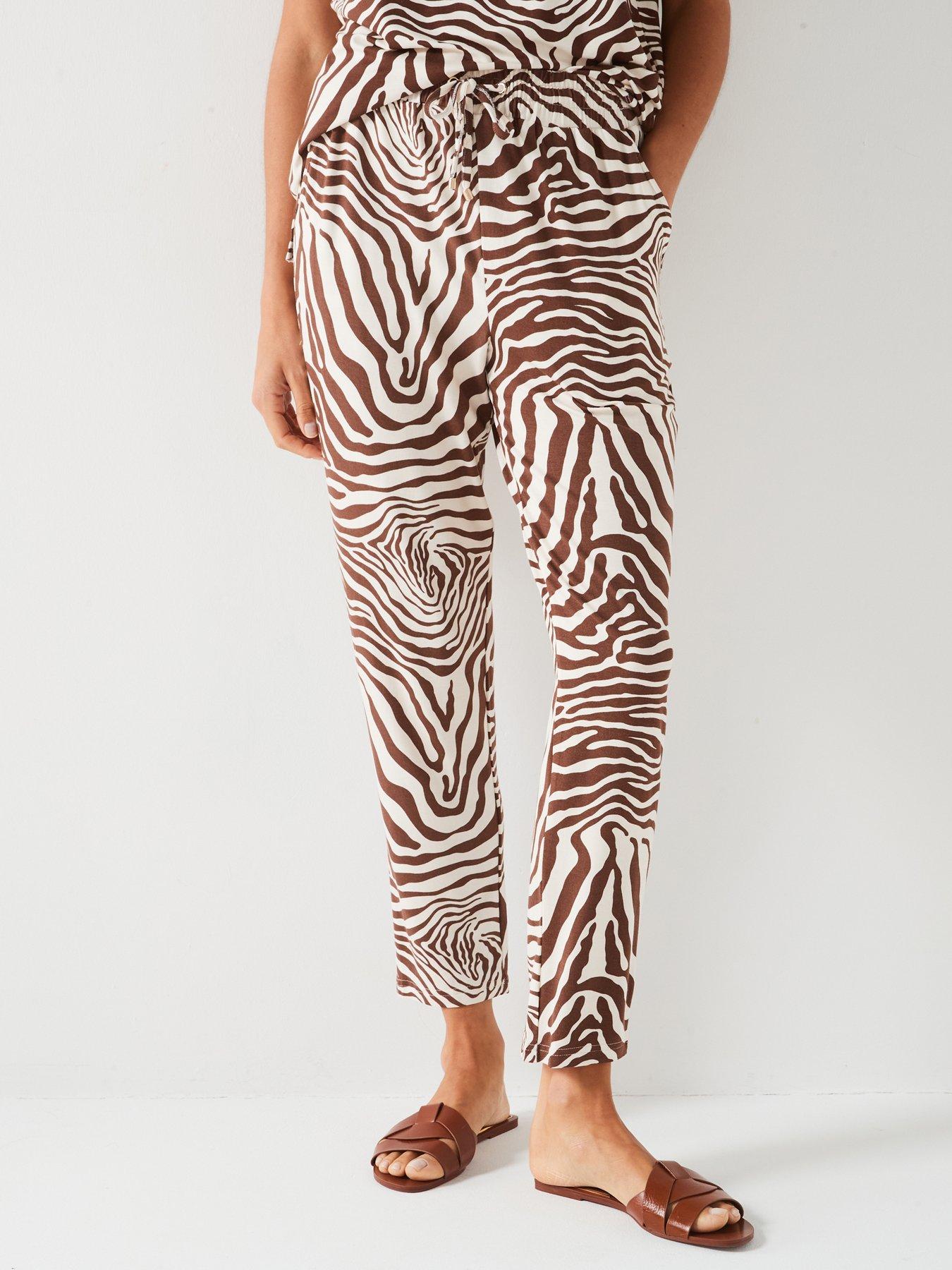 everyday-tapered-leg-trouser-print