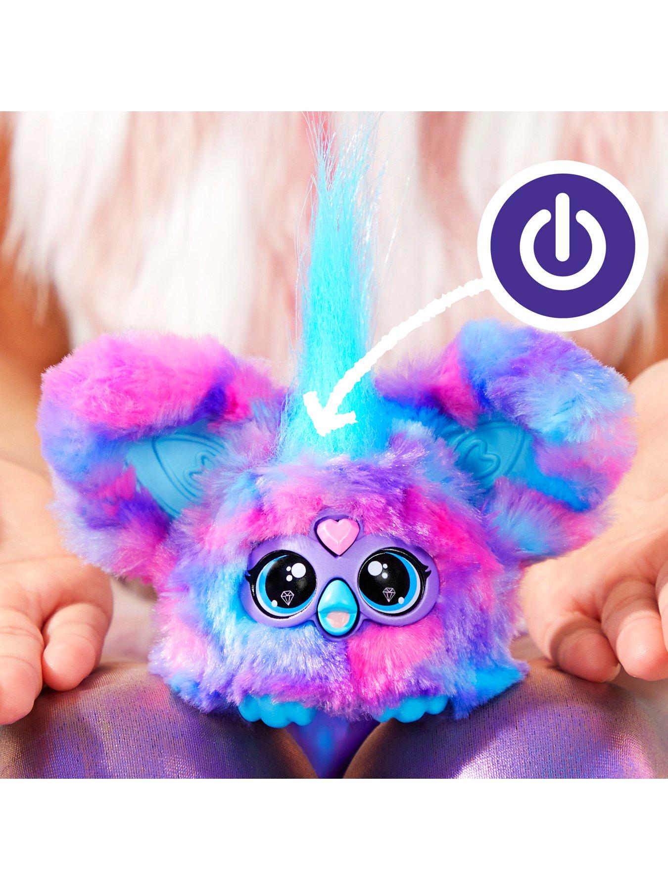 furby-furblets-luv-lee-mini-electronic-plush-toyoutfit