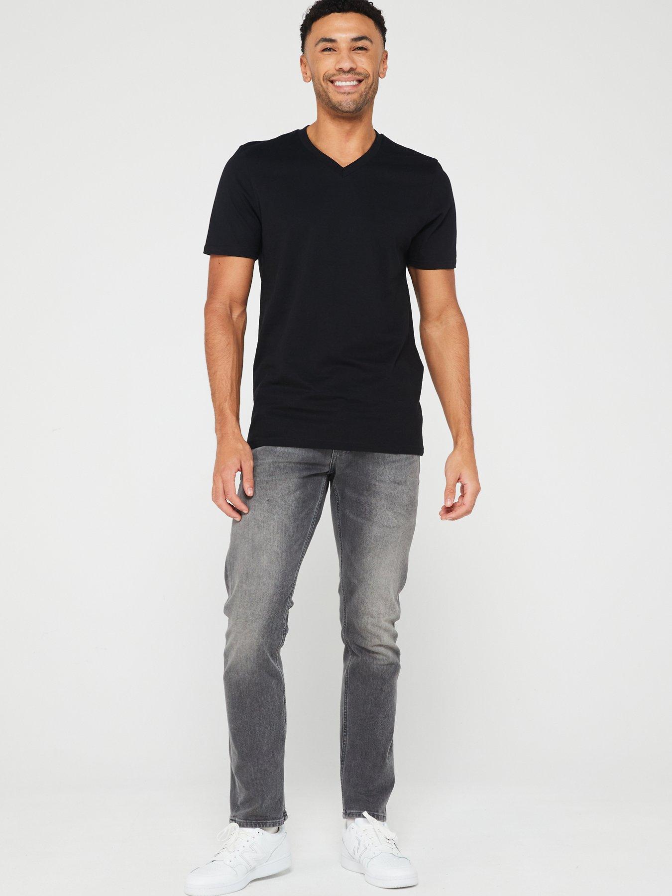 everyday-mensnbspessential-v-neck-t-shirt-blackdetail