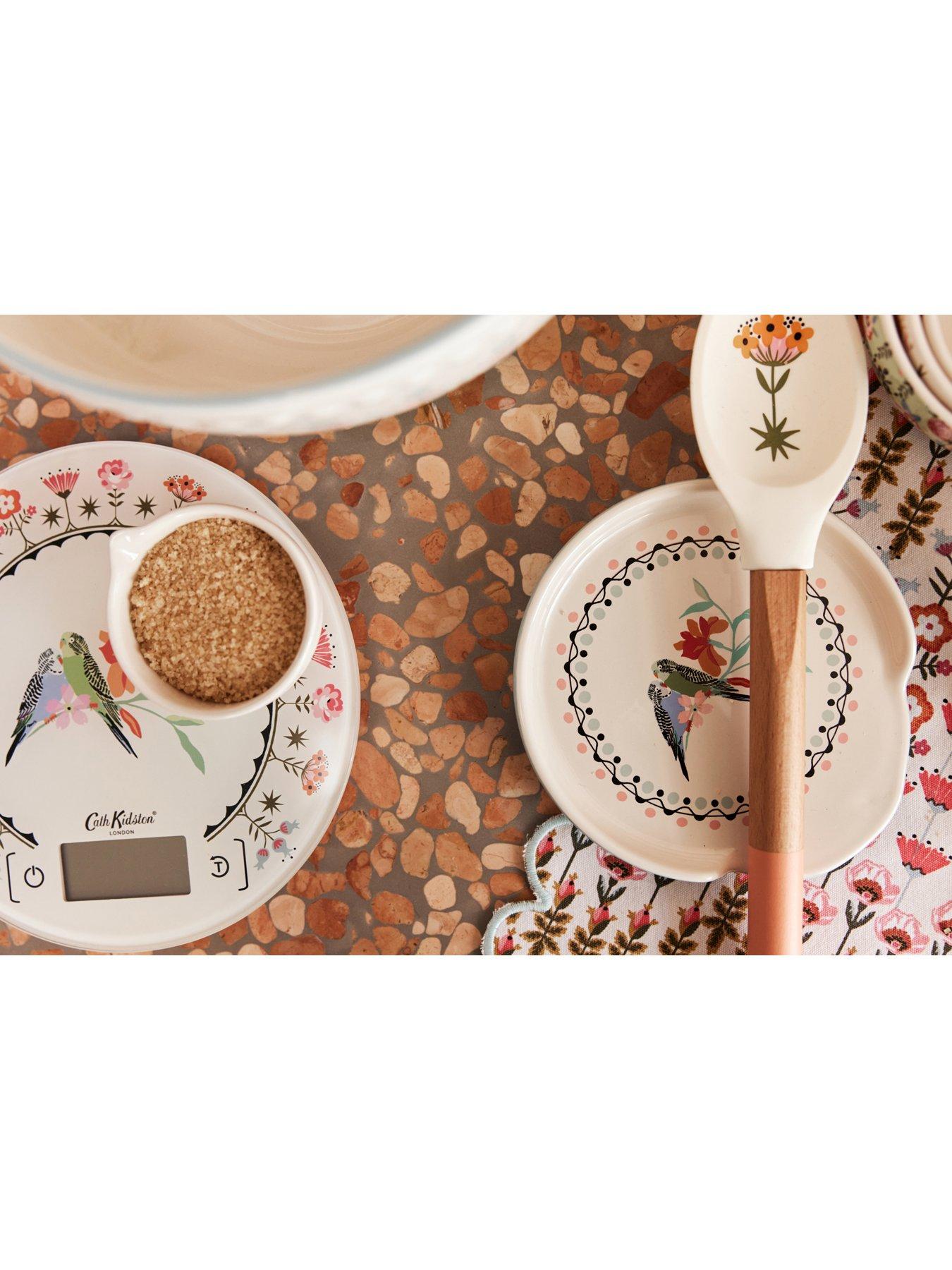 Image 2 of 5 of Cath Kidston Painted Table Wood and Silicone Utensils &ndash; Set of 2