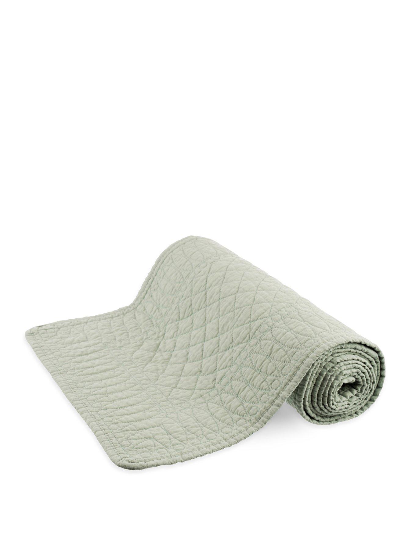 mary-berry-signature-cotton-table-runner-in-pistachio