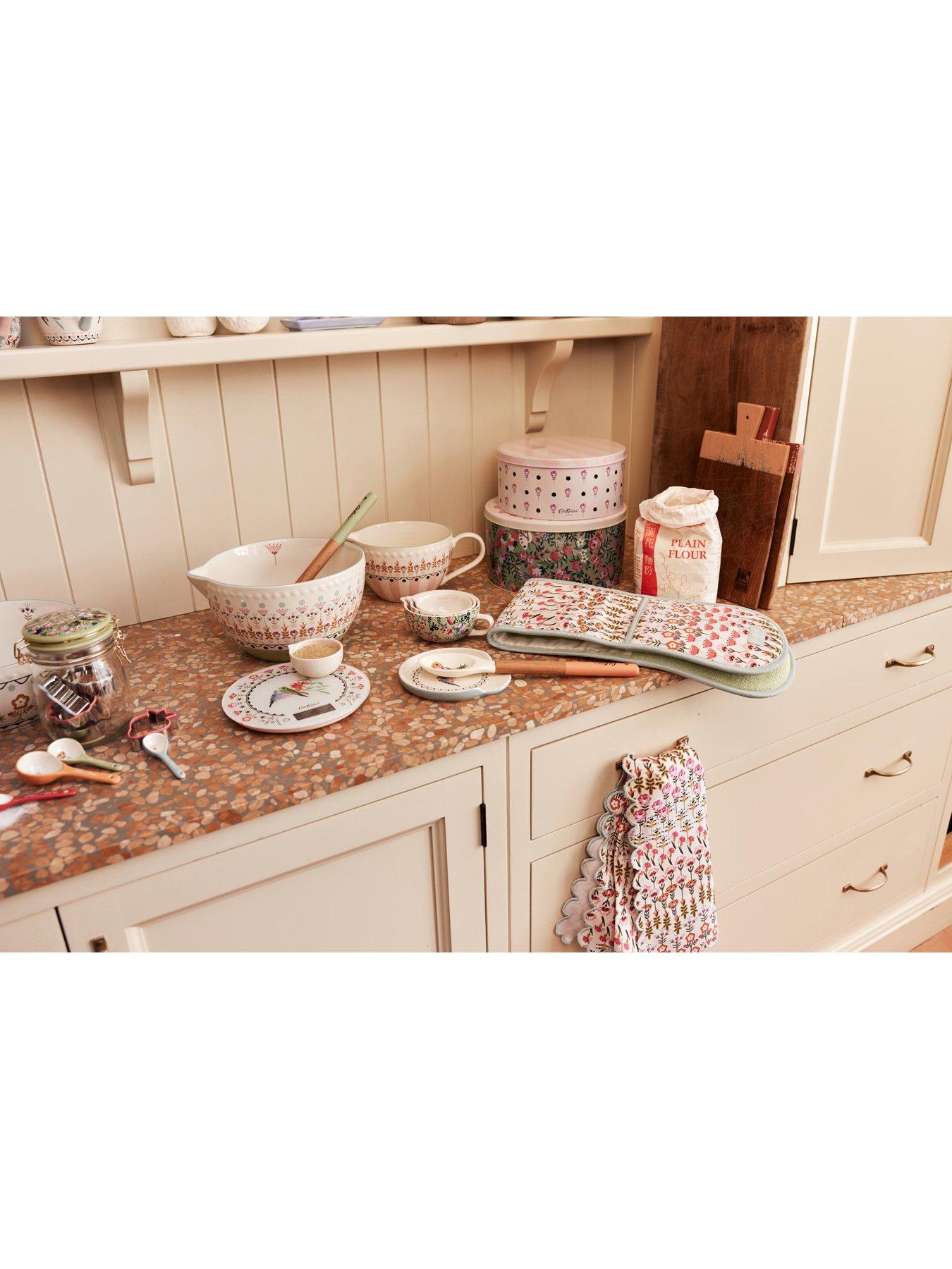 cath-kidston-painted-table-cake-tins-ndash-set-of-2stillFront