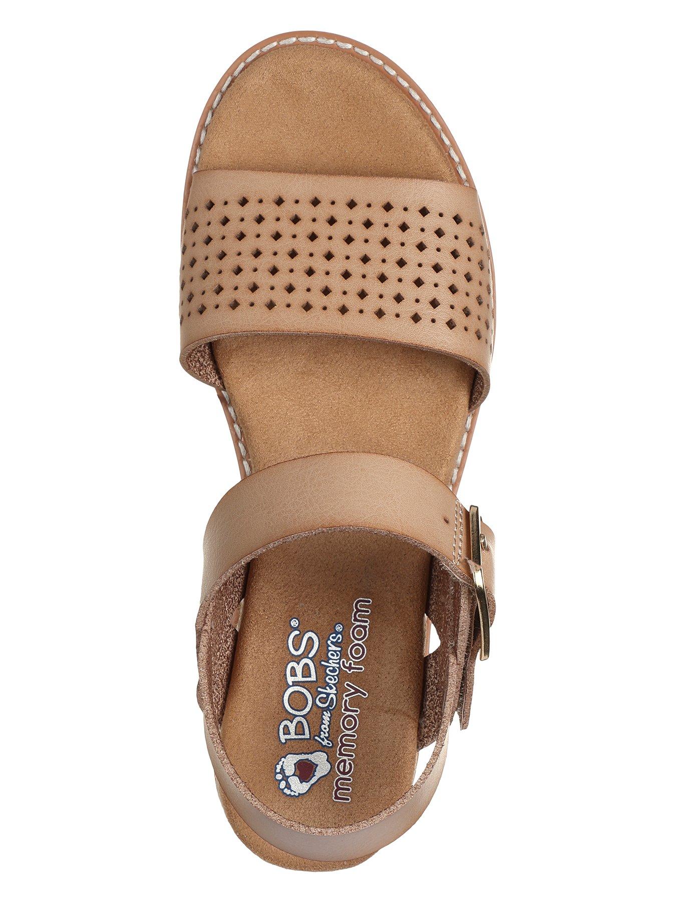 skechers-skechers-desert-kiss-perforated-strap-sandal-natural-duraleatheroutfit