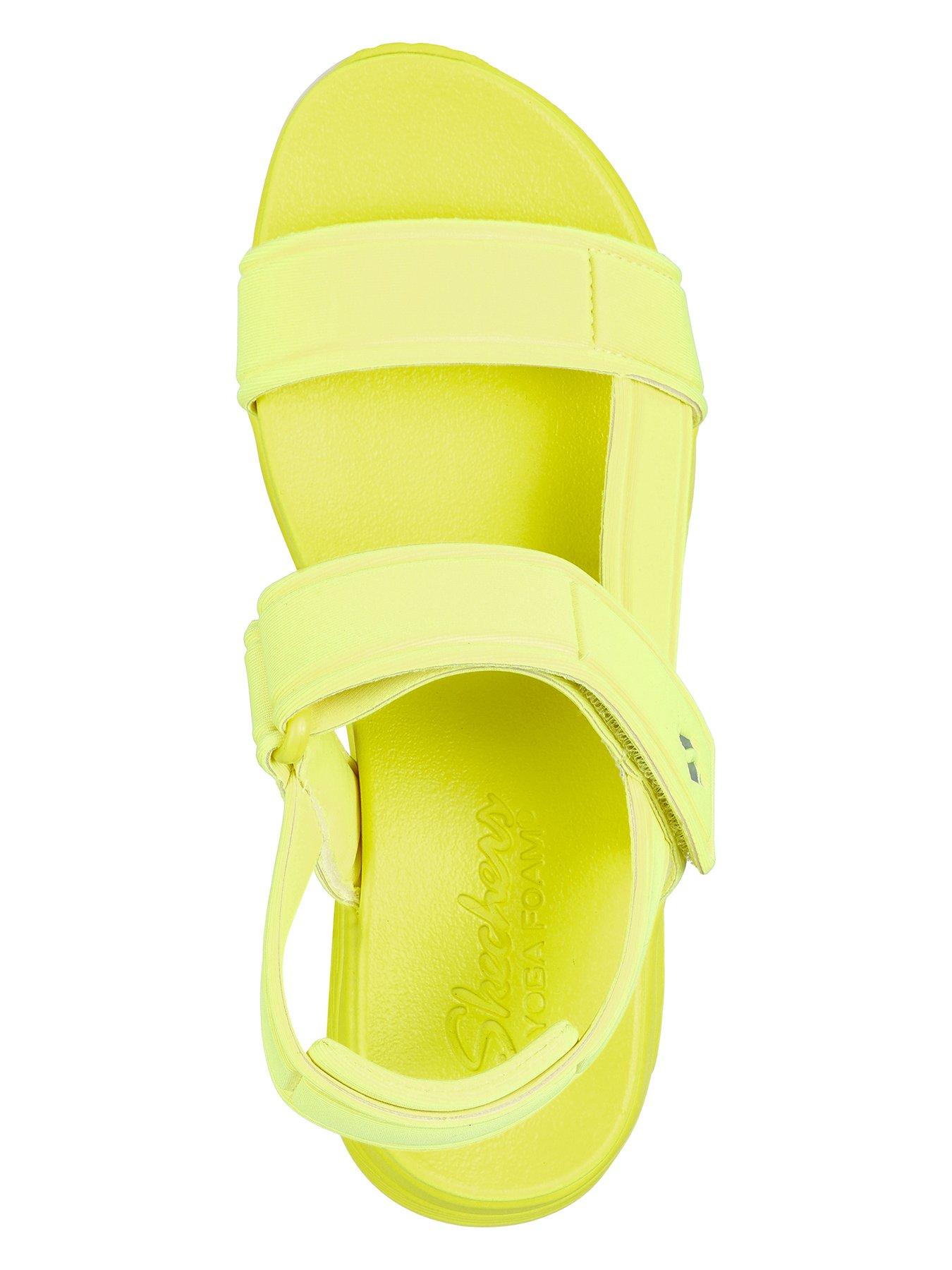 skechers-skechers-uno-fun-stand-trekker-sandals-neon-yellowoutfit