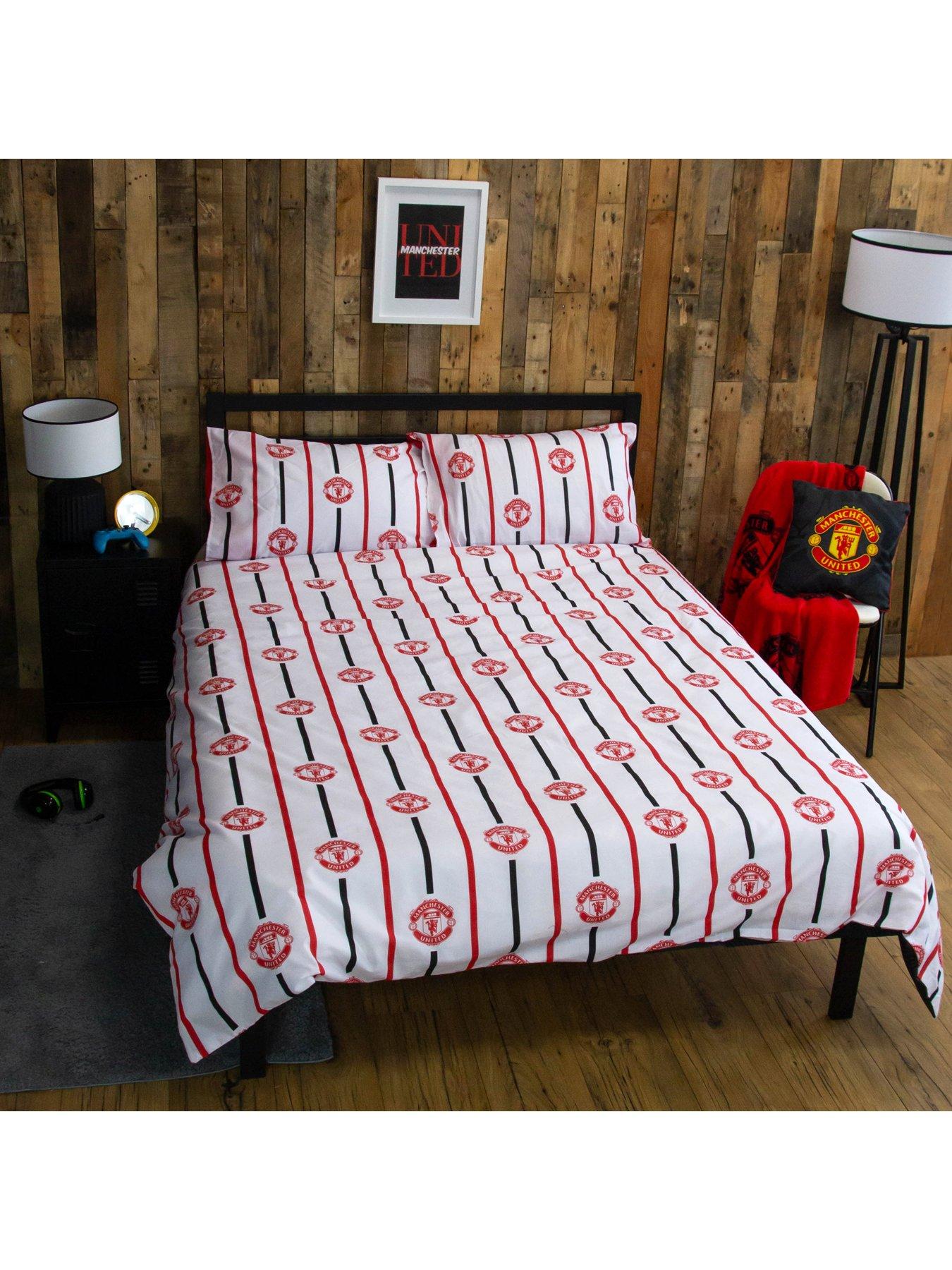 manchester-united-manchester-united-double-panel-duvetoutfit