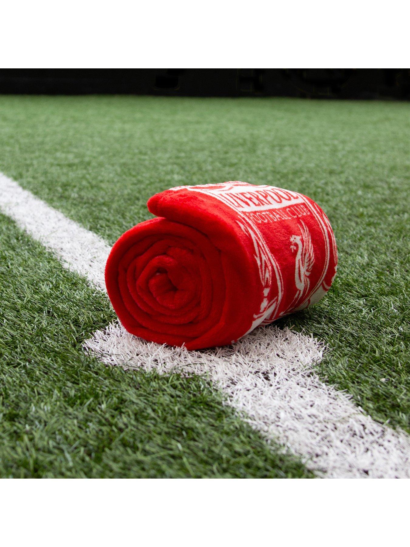 Image 3 of 7 of Liverpool FC Liverpool Panel Fleece Blanket