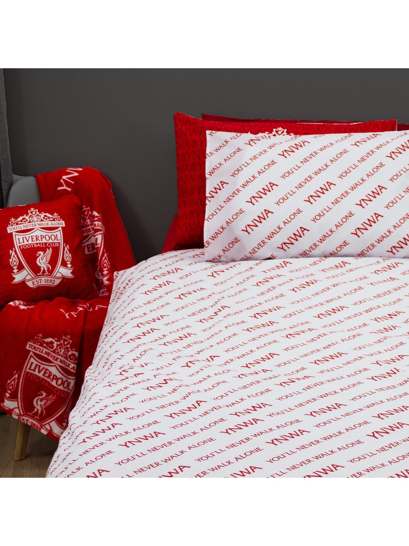 liverpool-fc-panel-duvet-cover-setoutfit