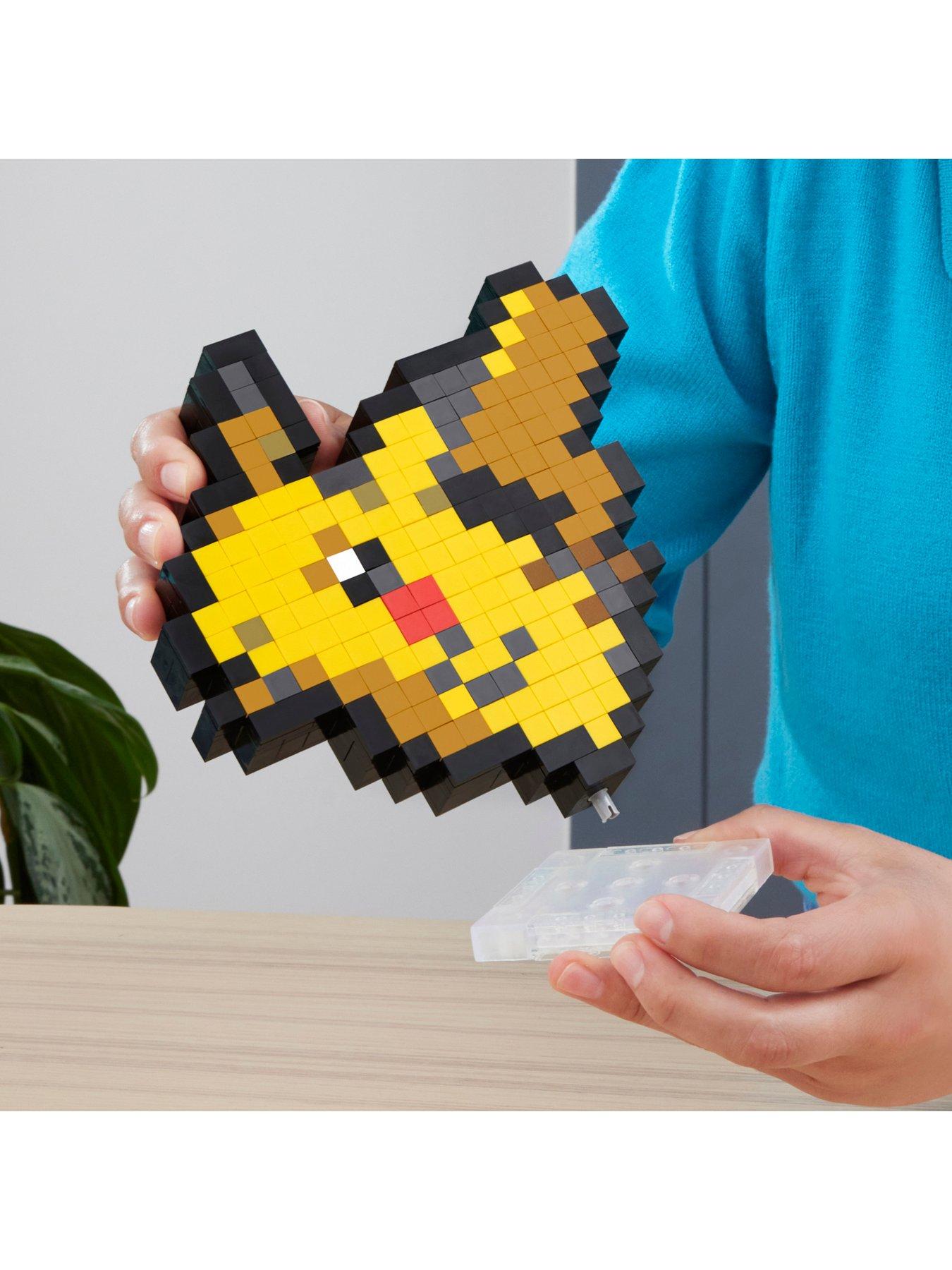 mega-mega-pokeacutemonnbsppixel-art-pikachu-building-setoutfit