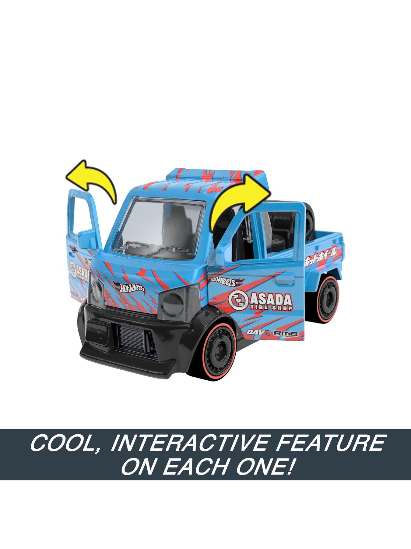 Image 3 of 8 of Hot Wheels Pull-Back Speeders Die-cast Vehicle Assortment
