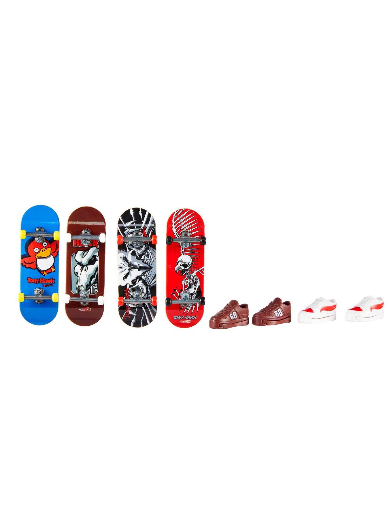 hot-wheels-skate-4-pack-fingerboard-assortmentstillFront