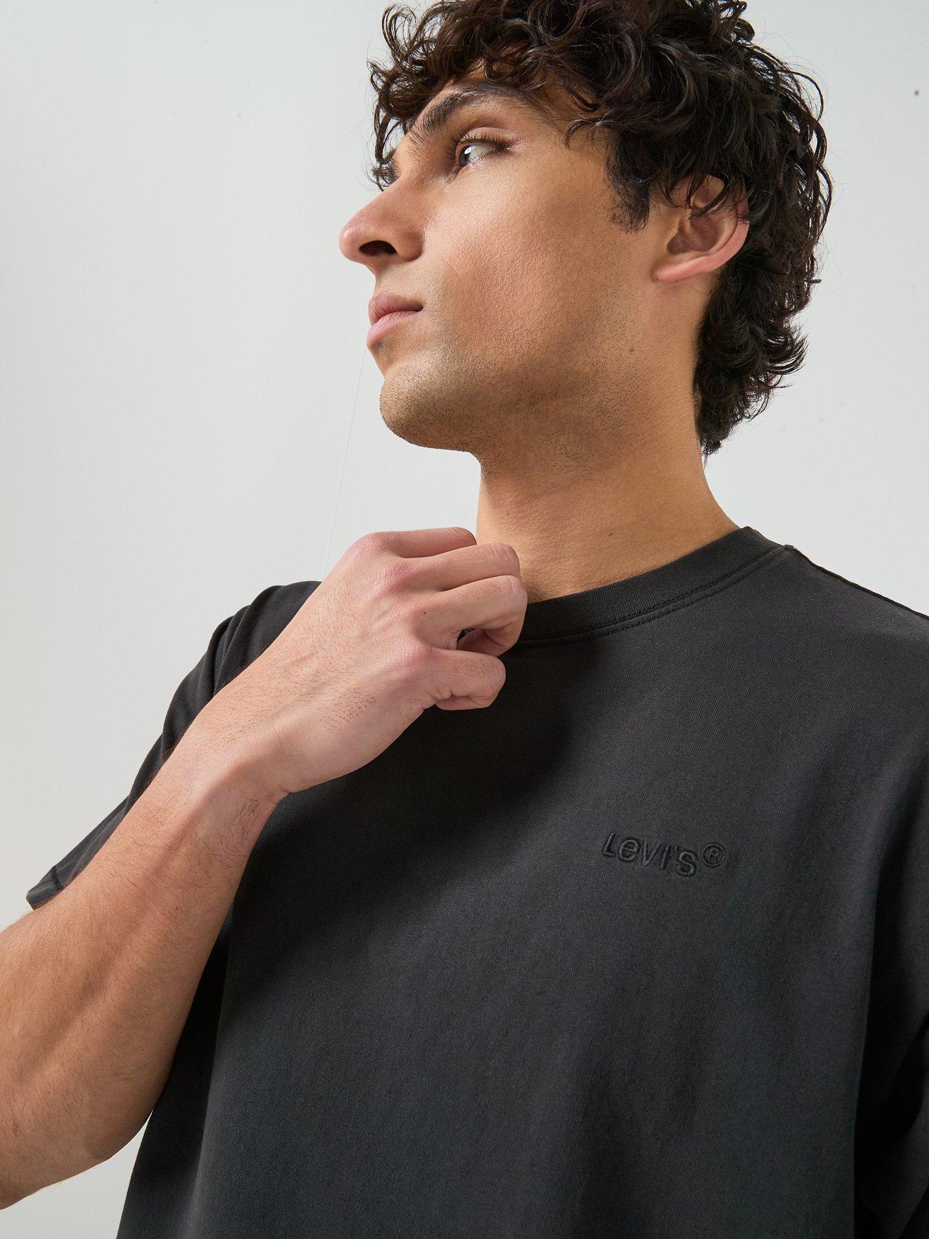 Image 5 of 5 of Levi's Short Sleeve Red Tab Vintage T-shirt - Black