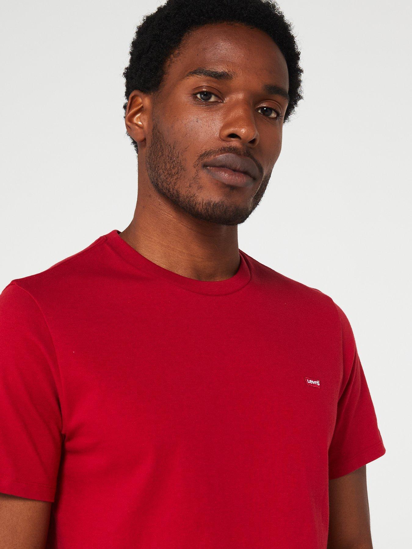 levis-short-sleeve-original-housemark-t-shirt-redoutfit