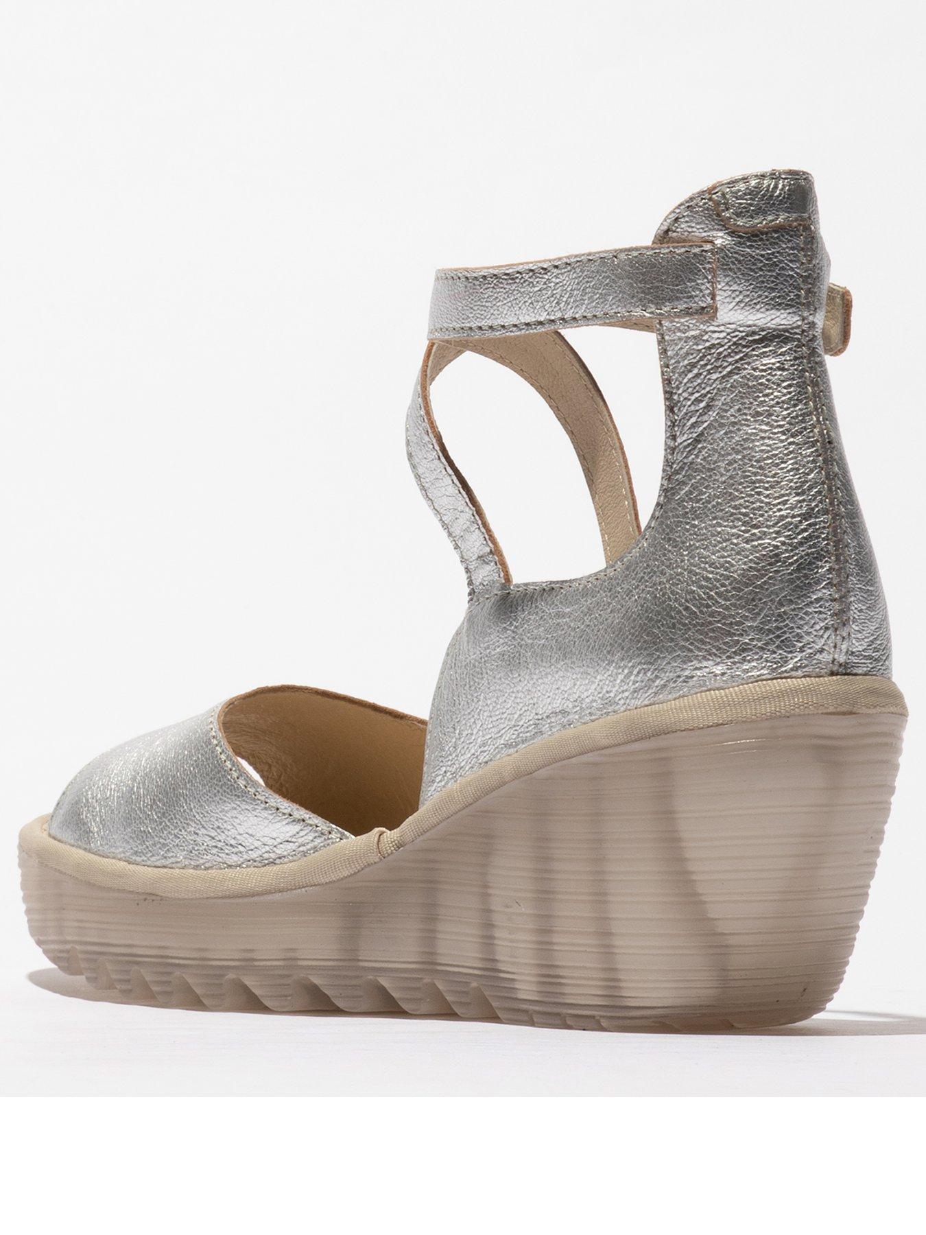 fly-london-fly-london-yess-metallic-cross-strap-wedged-shoes-silverback