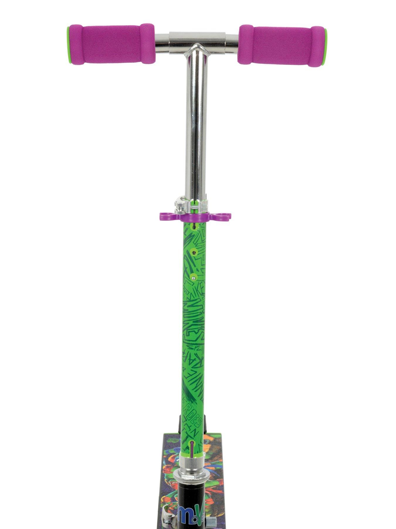 Image 5 of 7 of Teenage Mutant Ninja Turtle Folding Inline Scooter