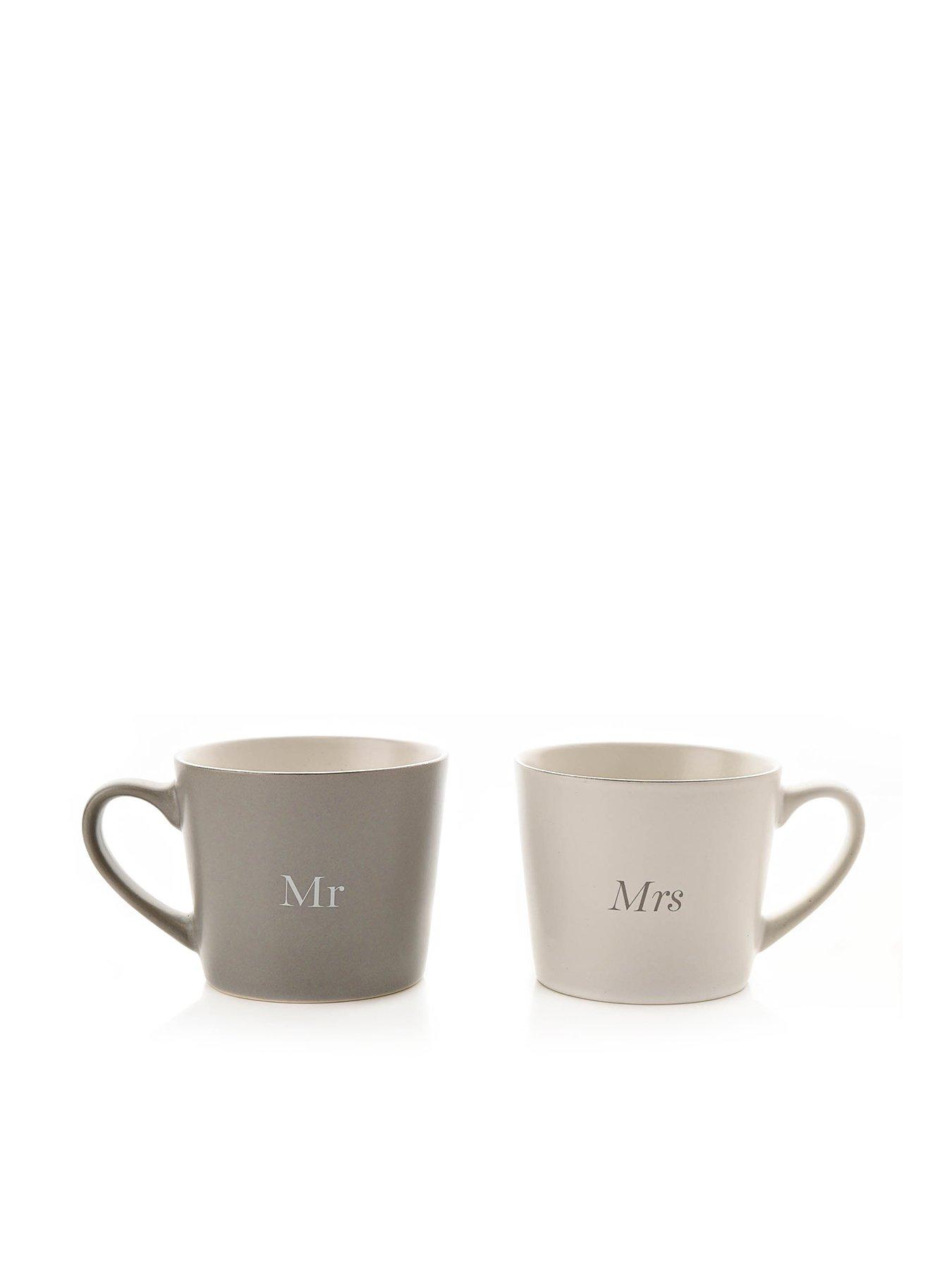 amore-set-of-2-grey-white-mugs-mr-mrs