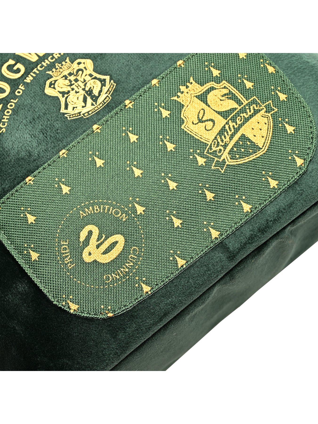 harry-potter-warner-bros-harry-potter-alumni-lunch-bag-slytherinback