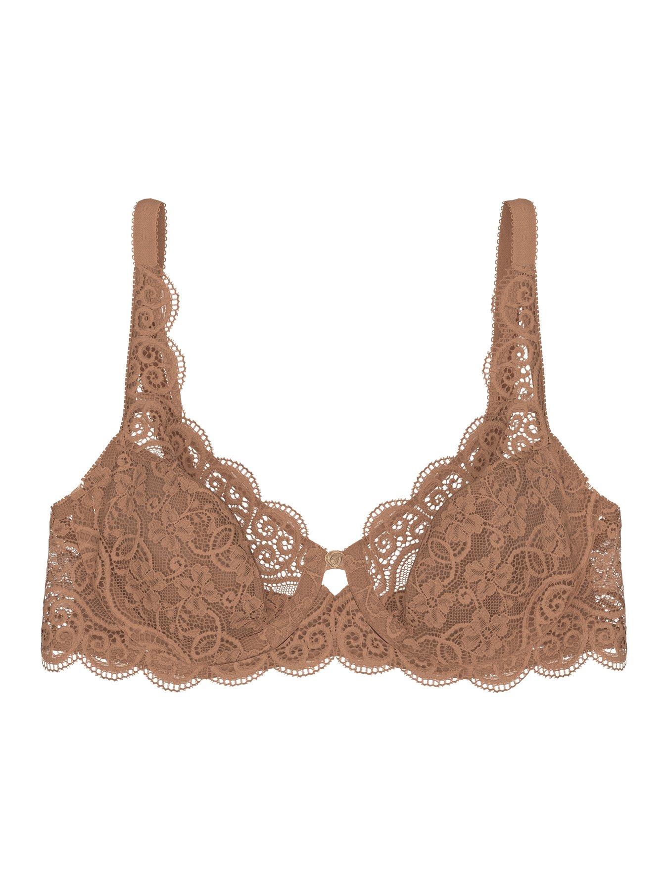 triumph-amourette-300-underwired-bra-toast-beigeoutfit