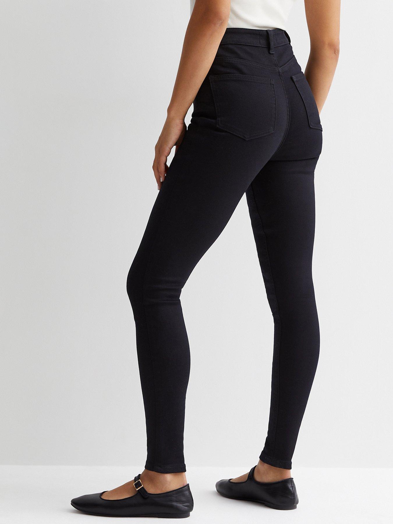 Image 2 of 5 of New Look Stay High Waist Hallie Super Skinny Jeans - Black