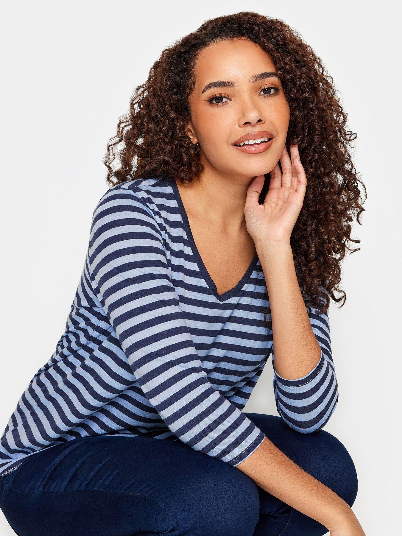 mco-stripe-v-neck-top-blueoutfit